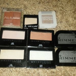 Set of 9 brand new, still sealed, eyeshdows